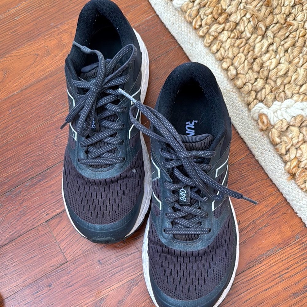 New Balance Black Sneakers